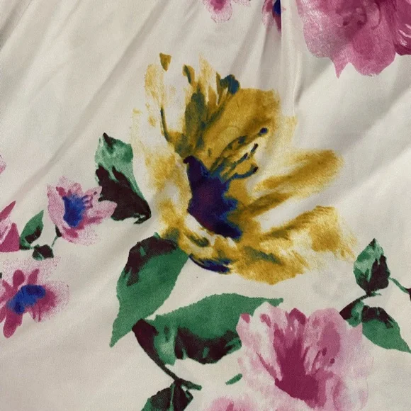 Off Shoulder Floral Smocked Blouse - Flaunt Boutique - Picture 8 of 13